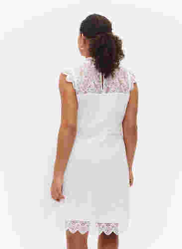 Ärmelloses Spitzenkleid, Bright White, Model image number 1