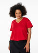 Einfaches T-Shirt aus Baumwolle mit V-Ausschnitt, Rot, Model image number 0