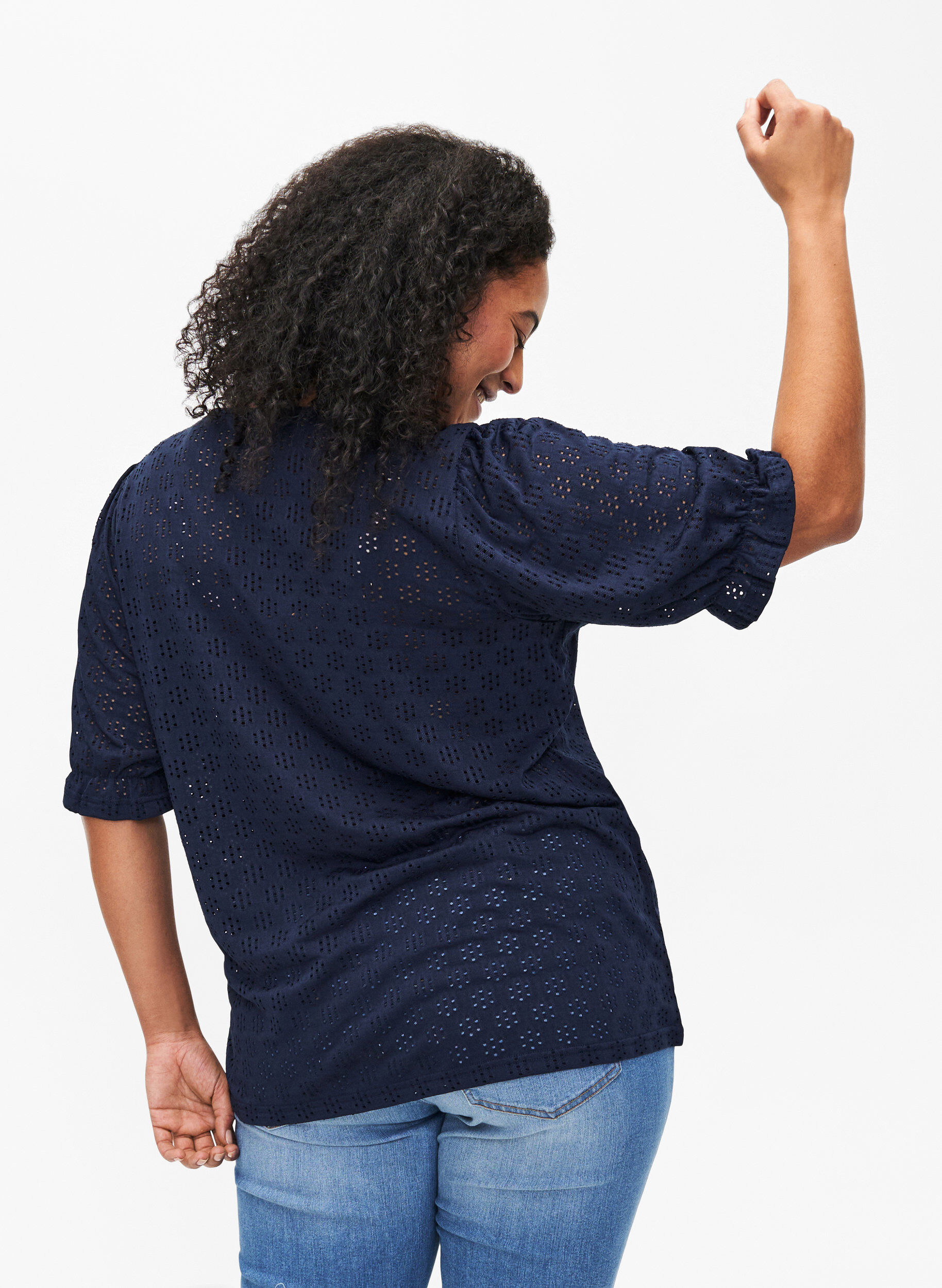 ZizziBluse mit V-Ausschnitt und Lochmuster, Navy Blazer, Model image number 1