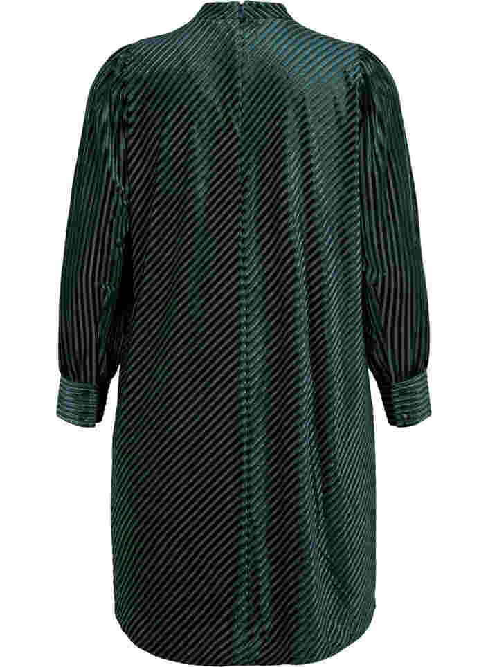 Kleid aus Velours mit Strukturmuster, Scarab, Packshot image number 1