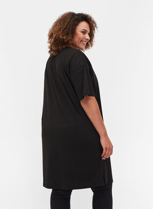T-Shirt-Kleid aus Baumwolle mit Printdetails, Black w. Black, Model image number 1