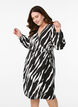 Kurzes Wickelkleid mit Zebraprint, Schwarz, Model image number 0