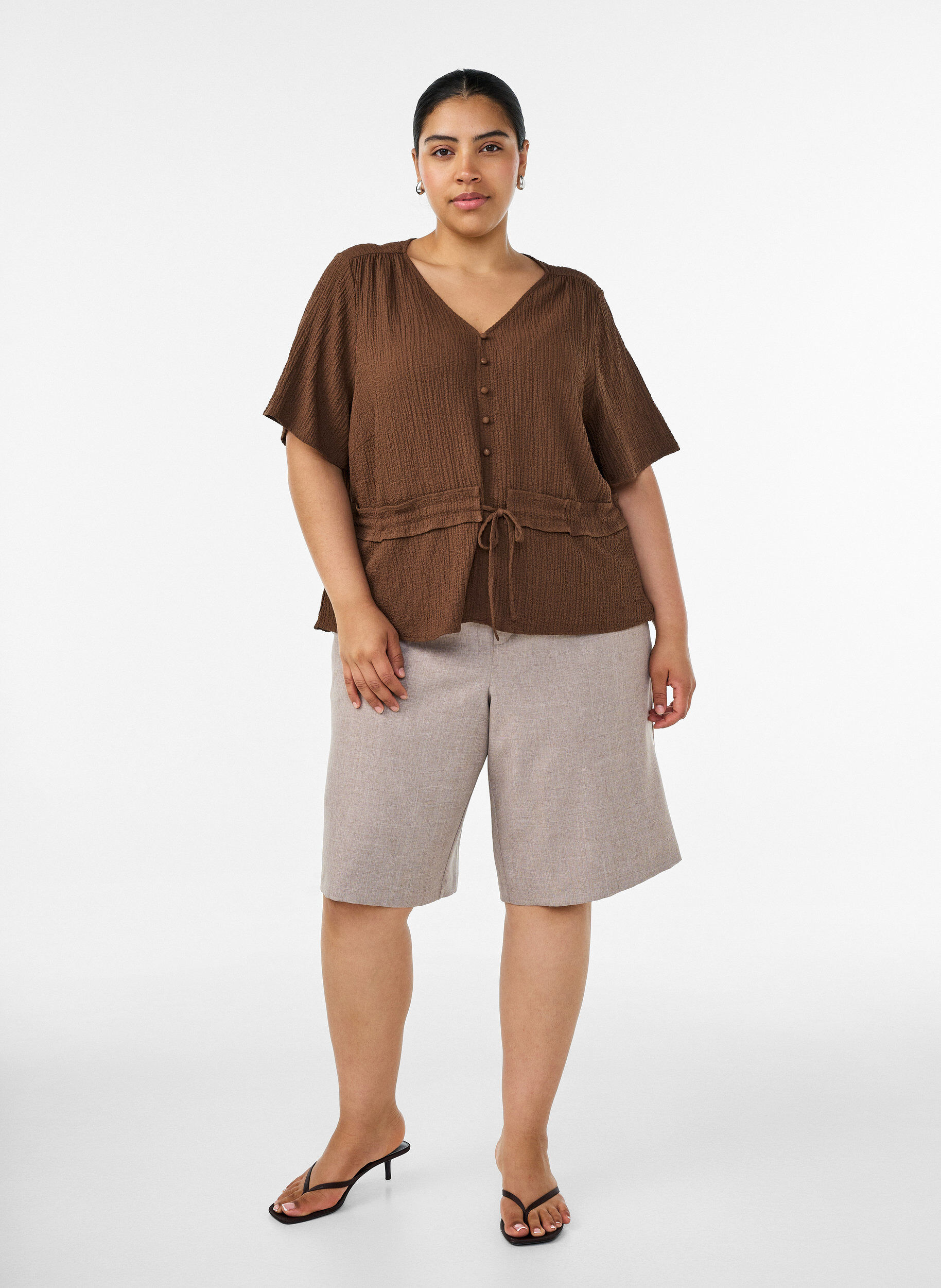 ZizziBluse mit Struktur und Taillenbindung, Braun, Model image number 1