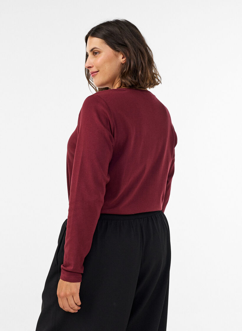 Langarm-Basic-T-Shirt mit Rundhalsausschnitt, Rot, Model image number 2