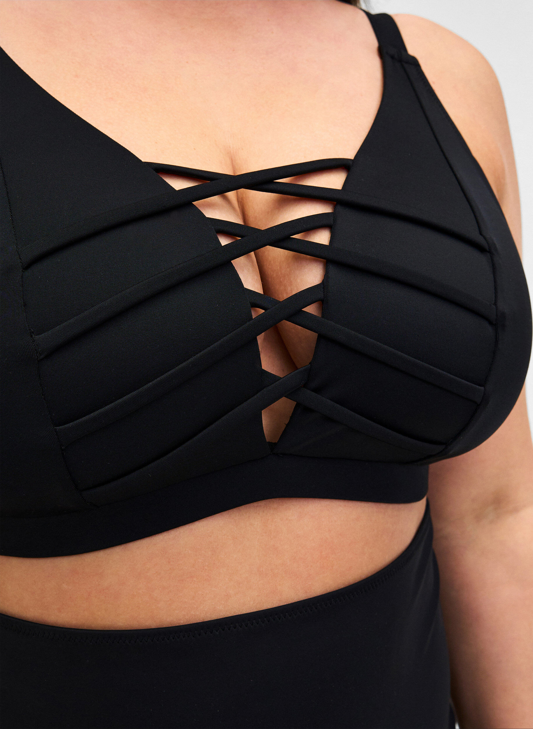 ZizziBikini Oberteil, Schwarz, Model image number 3