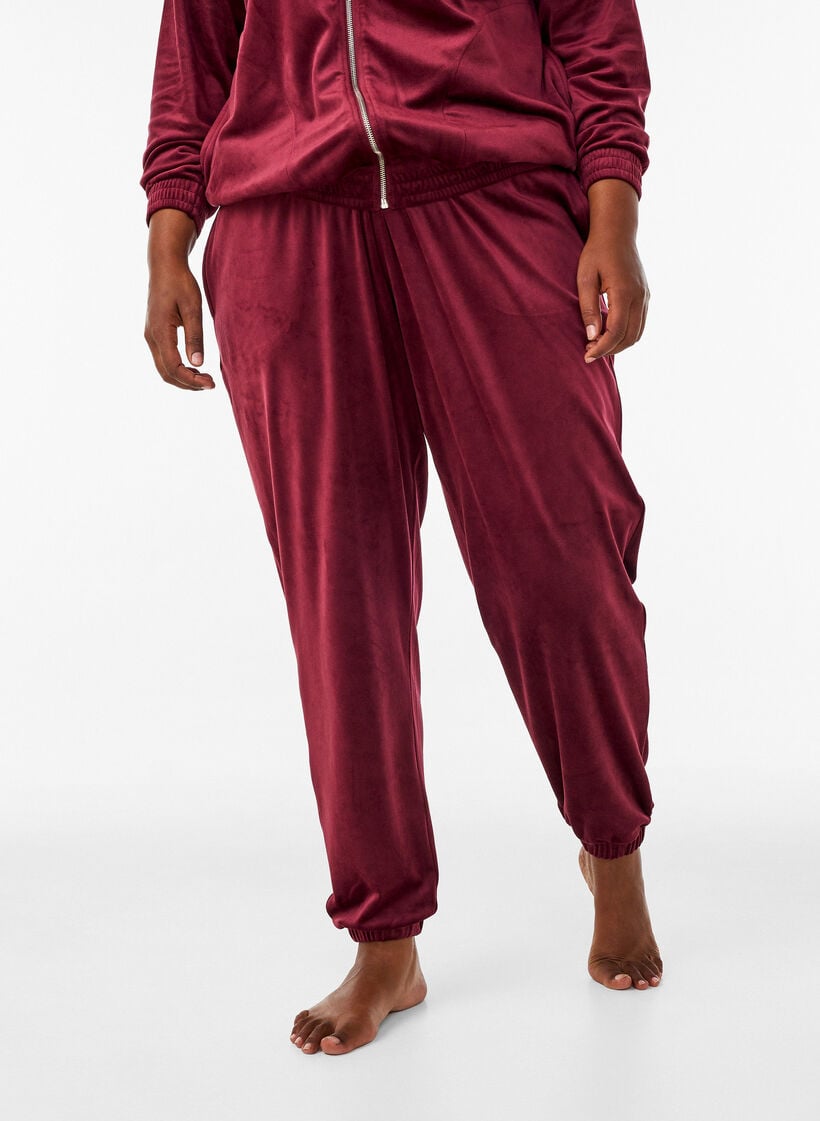 Lockere Hose aus Velours, Rot, Model image number 3