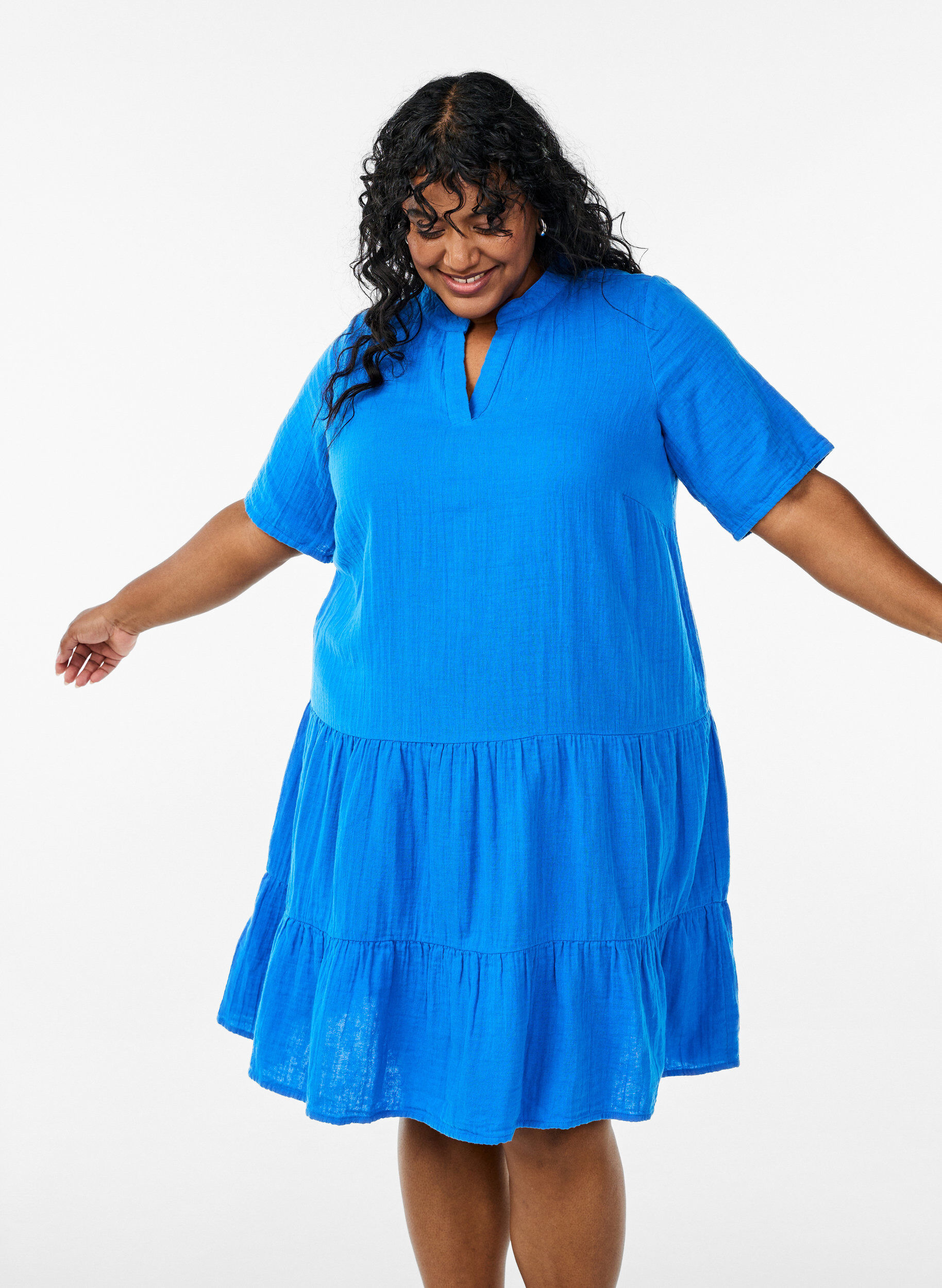 ZizziKurzes A-Linien-Kleid aus Baumwollmusselin, Blau, Model image number 3