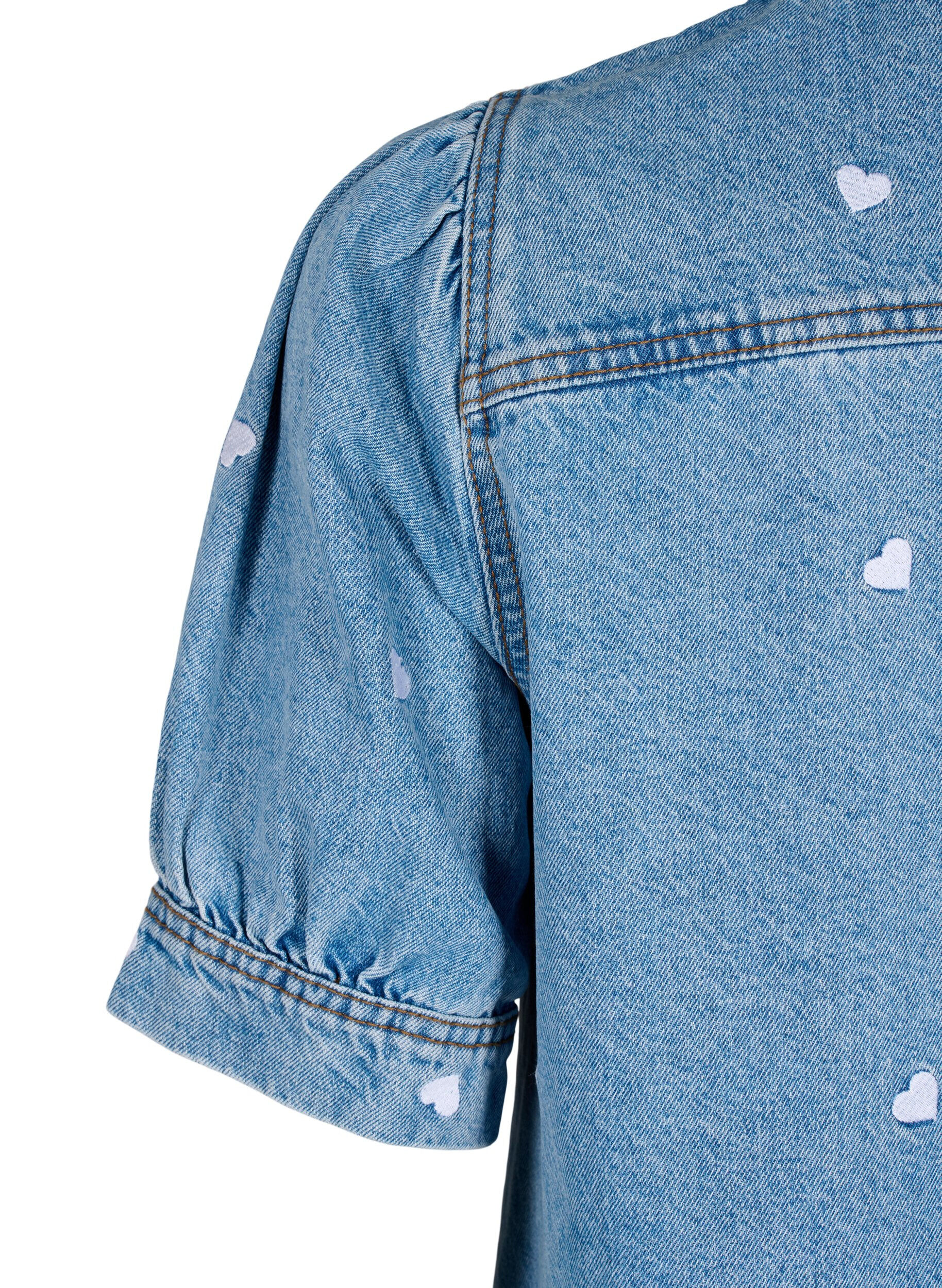 ZizziJeanskleid mit aufgestickten Herzen, Light blue denim, Packshot image number 3