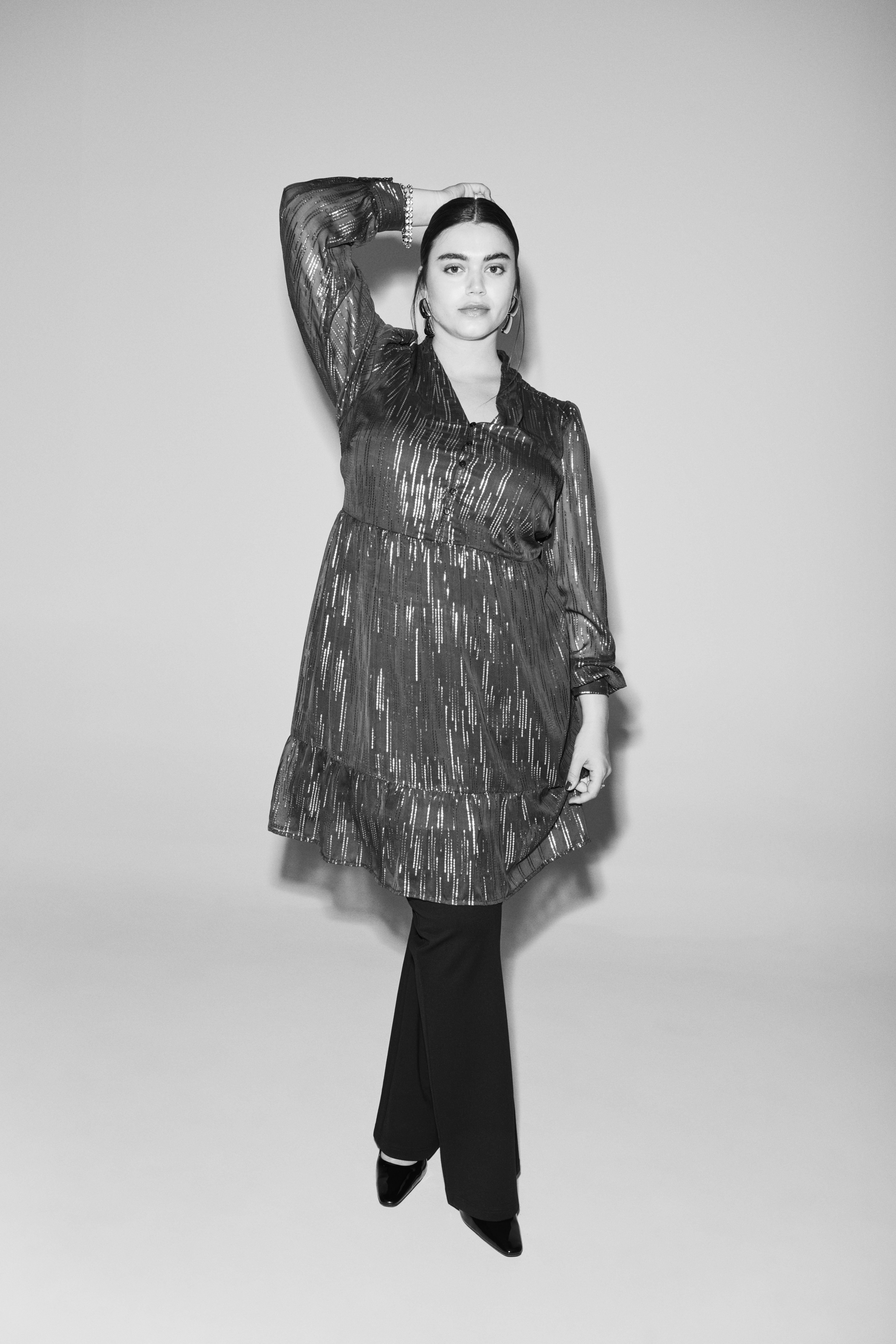 ZizziKleid mit Glitzer, , Model