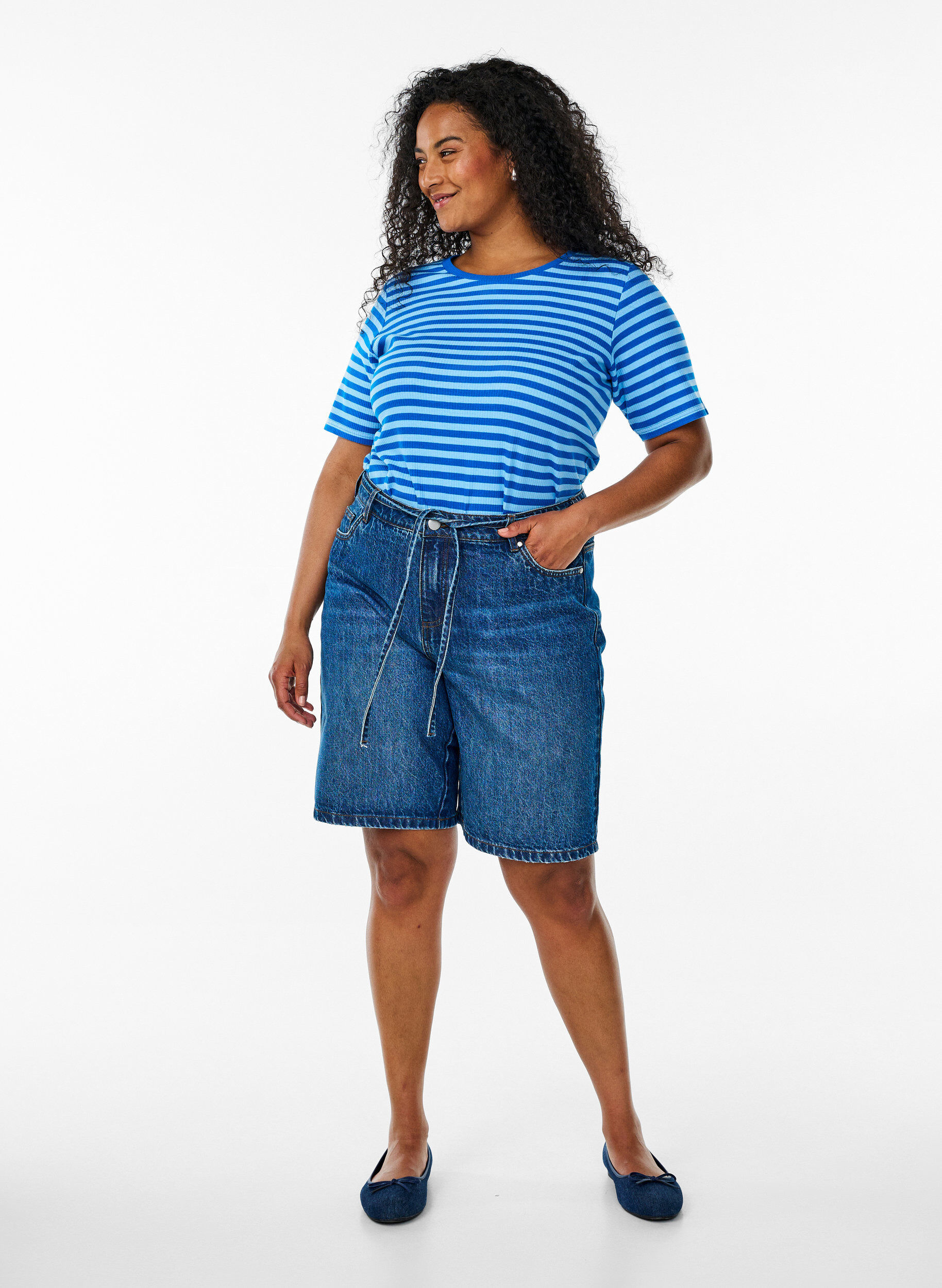 ZizziGestreiftes T-Shirt mit gerippter Struktur, Blau, Model image number 1