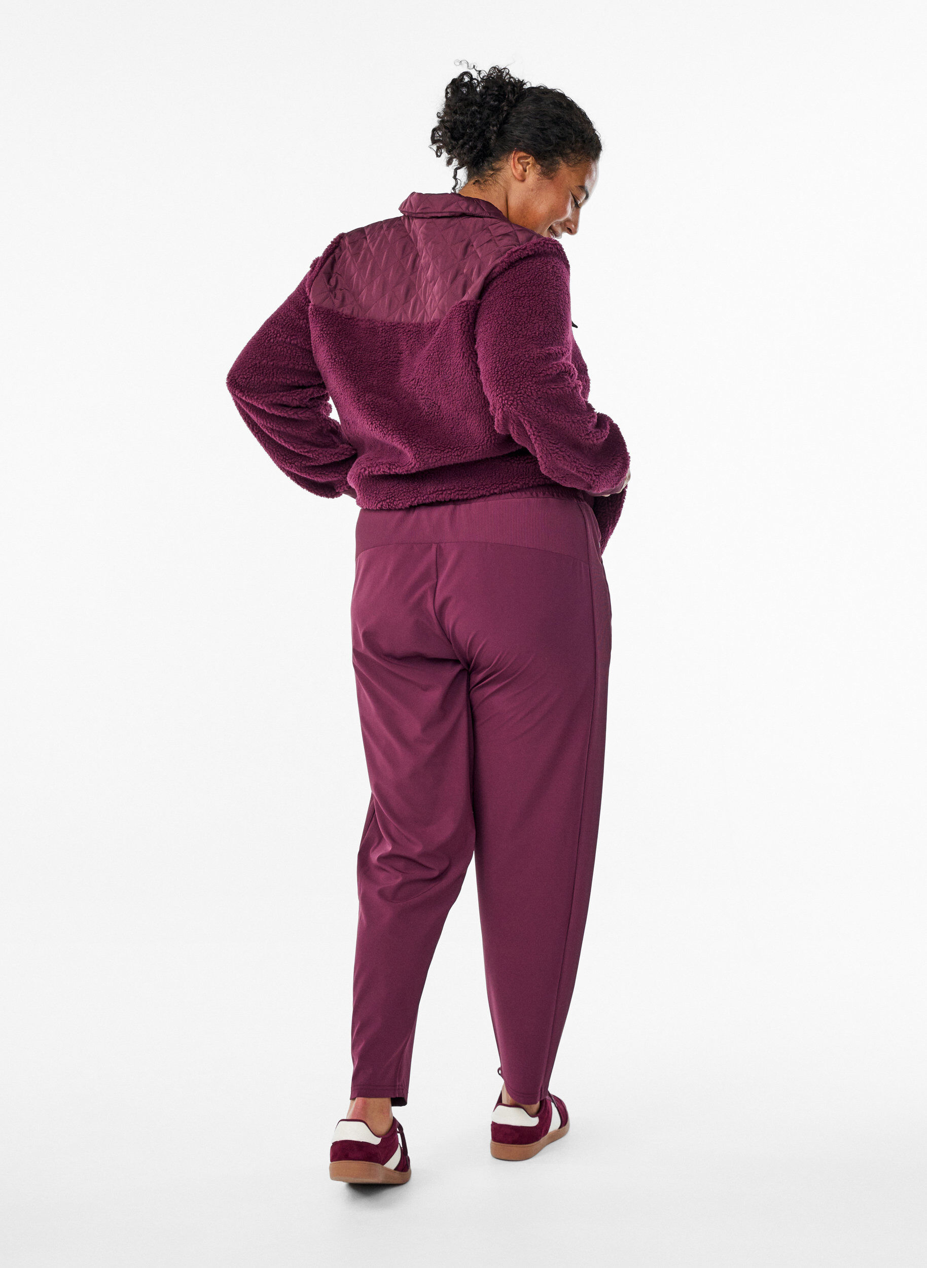 ZizziLeichte Trainingshose mit Taschen, Rot, Model image number 1