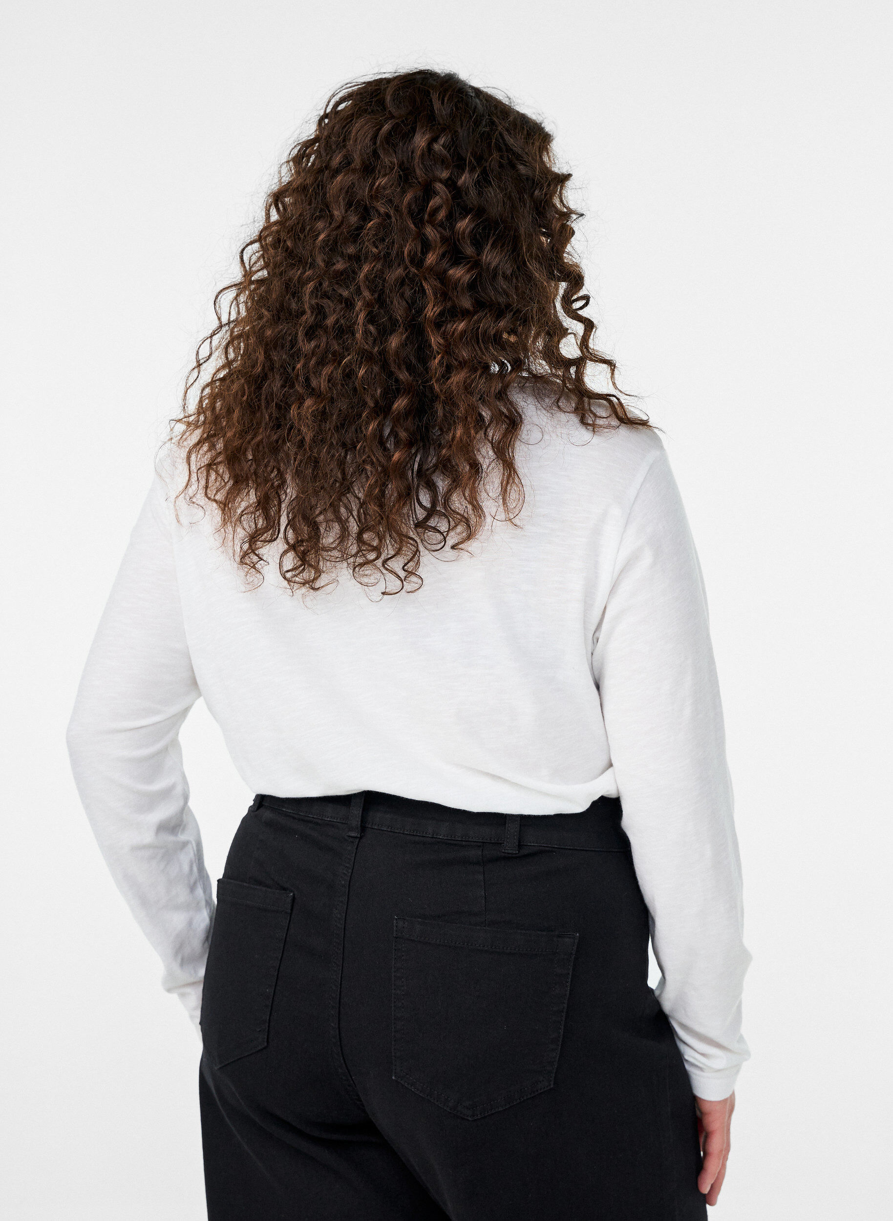 ZizziLangarmshirt mit V-Ausschnitt und Kn&ouml;pfen, Wei&szlig;, Model image number 2