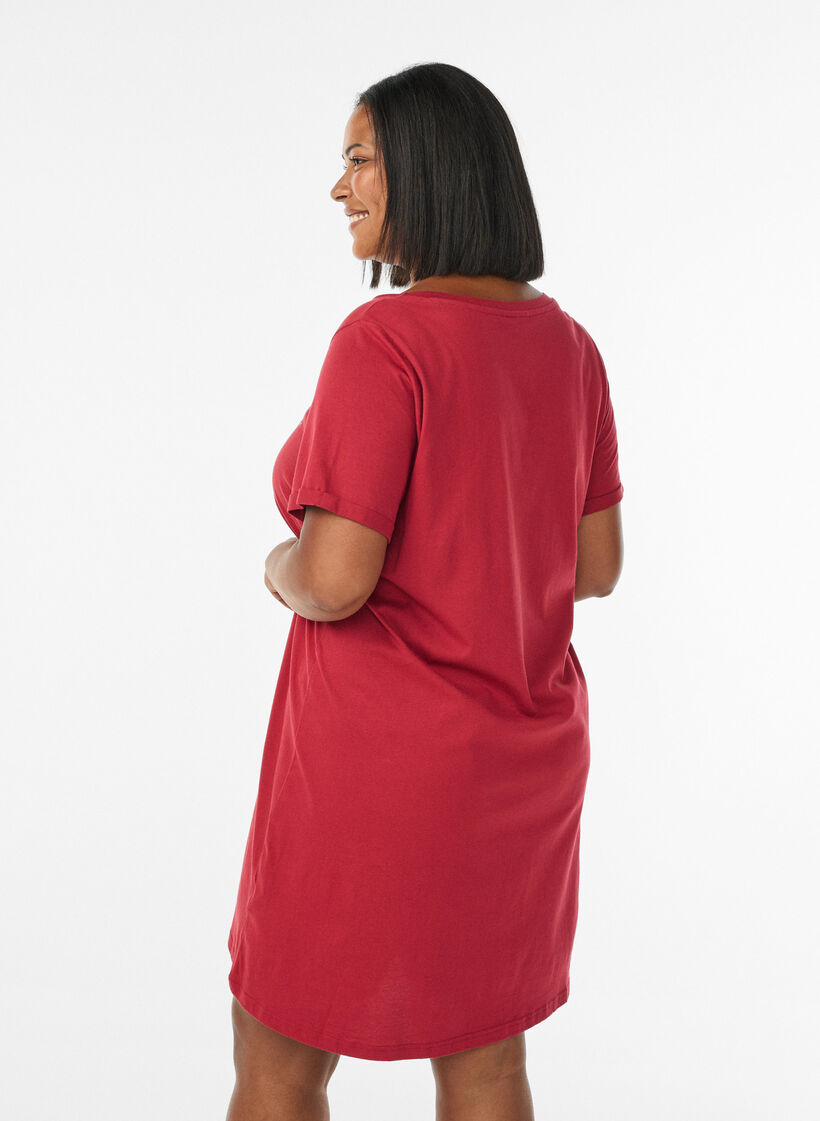 Kurz&auml;rmeliges Nachthemd aus Bio-Baumwolle, Rot, Model image number 2