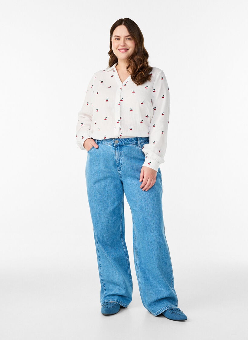 Lang&auml;rmelige Bluse aus Baumwoll-Musselin mit bestickten Motiven, Vanille, Model image number 1