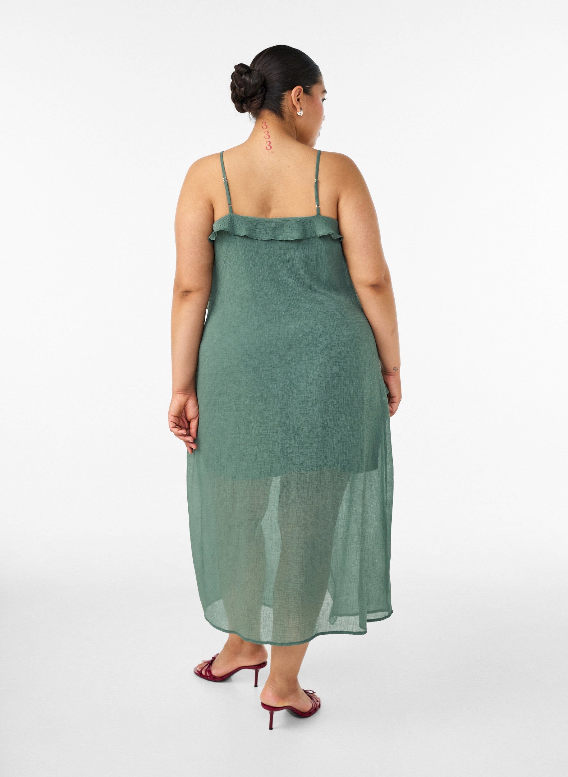 ZizziKleid aus Chiffon mit asymmetrischen R&uuml;schen, Gr&uuml;n, Model image number 1