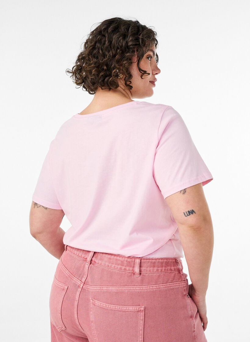 T-Shirt aus Baumwolle mit Frontprint, Rot, Model image number 2