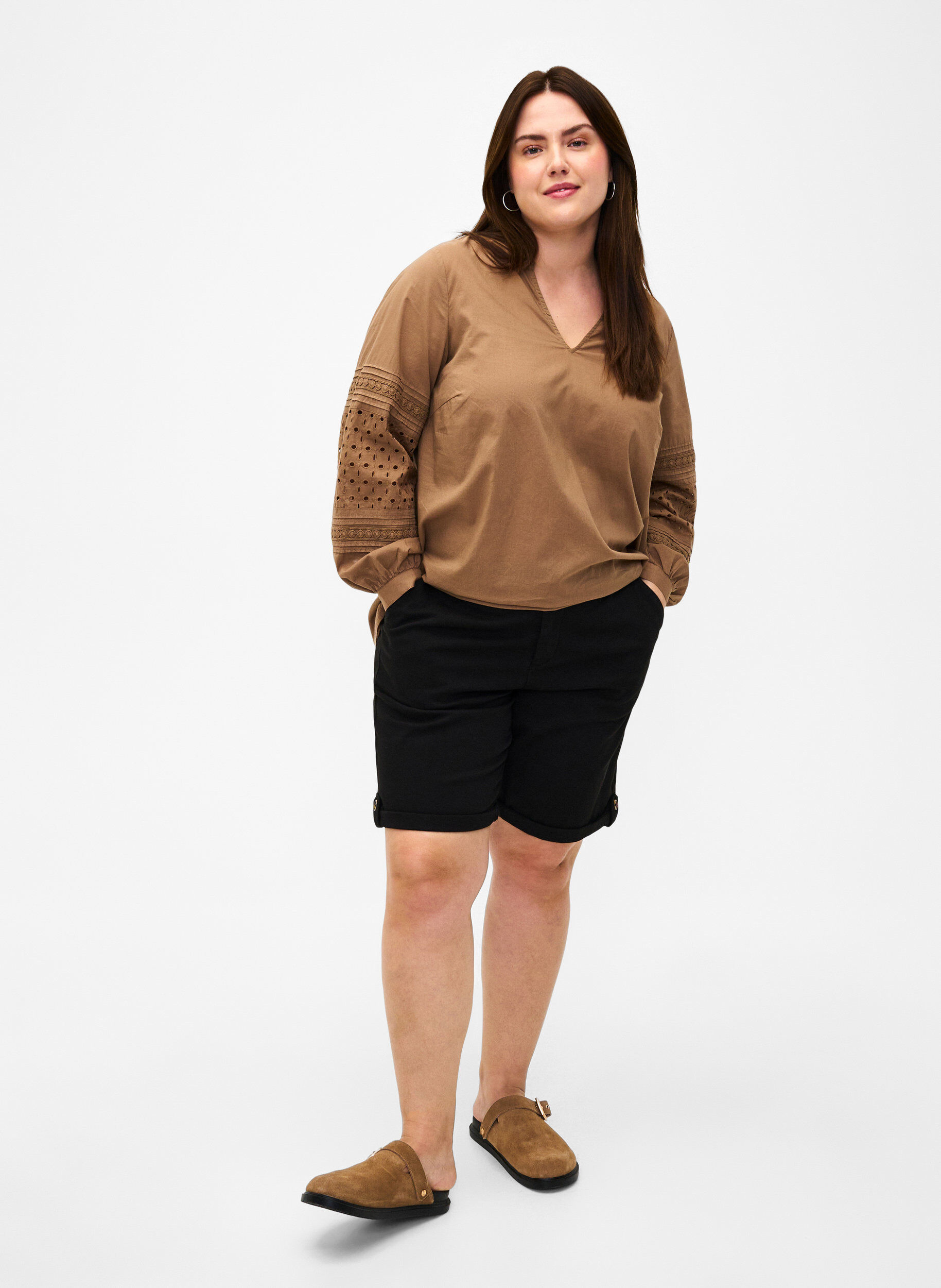 ZizziKurze Hosen im Chino-Stil mit Taschen, Black, Model image number 3