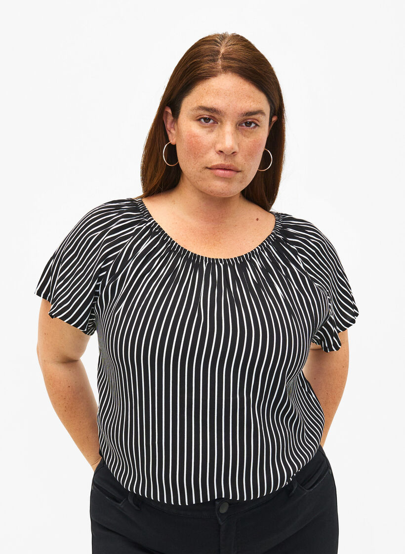 Gestreifte Viskosebluse mit kurzen Ärmeln, Black/ White Stripe, Model image number 0