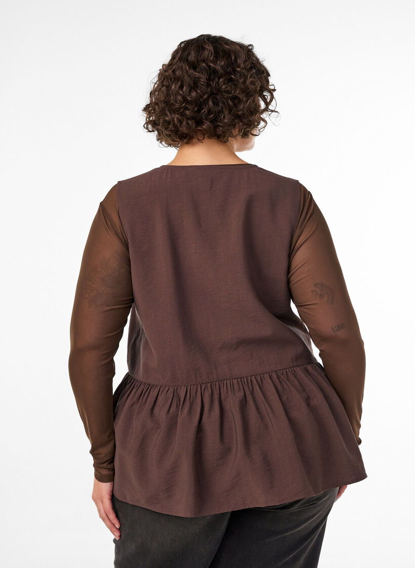&Auml;rmellose Sch&ouml;&szlig;chenbluse mit dekorativen Kn&ouml;pfen, Braun, Model image number 2