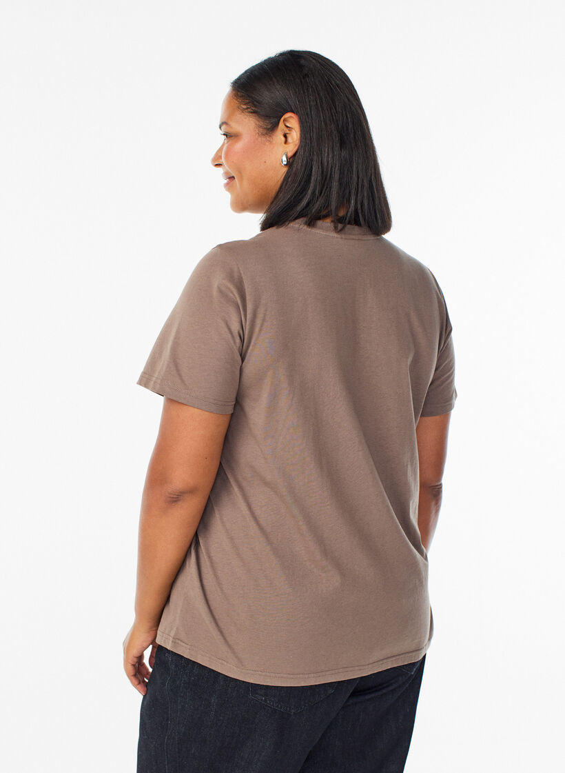 Basic-T-Shirt aus Baumwolle mit Rundhalsausschnitt, Braun, Model image number 2