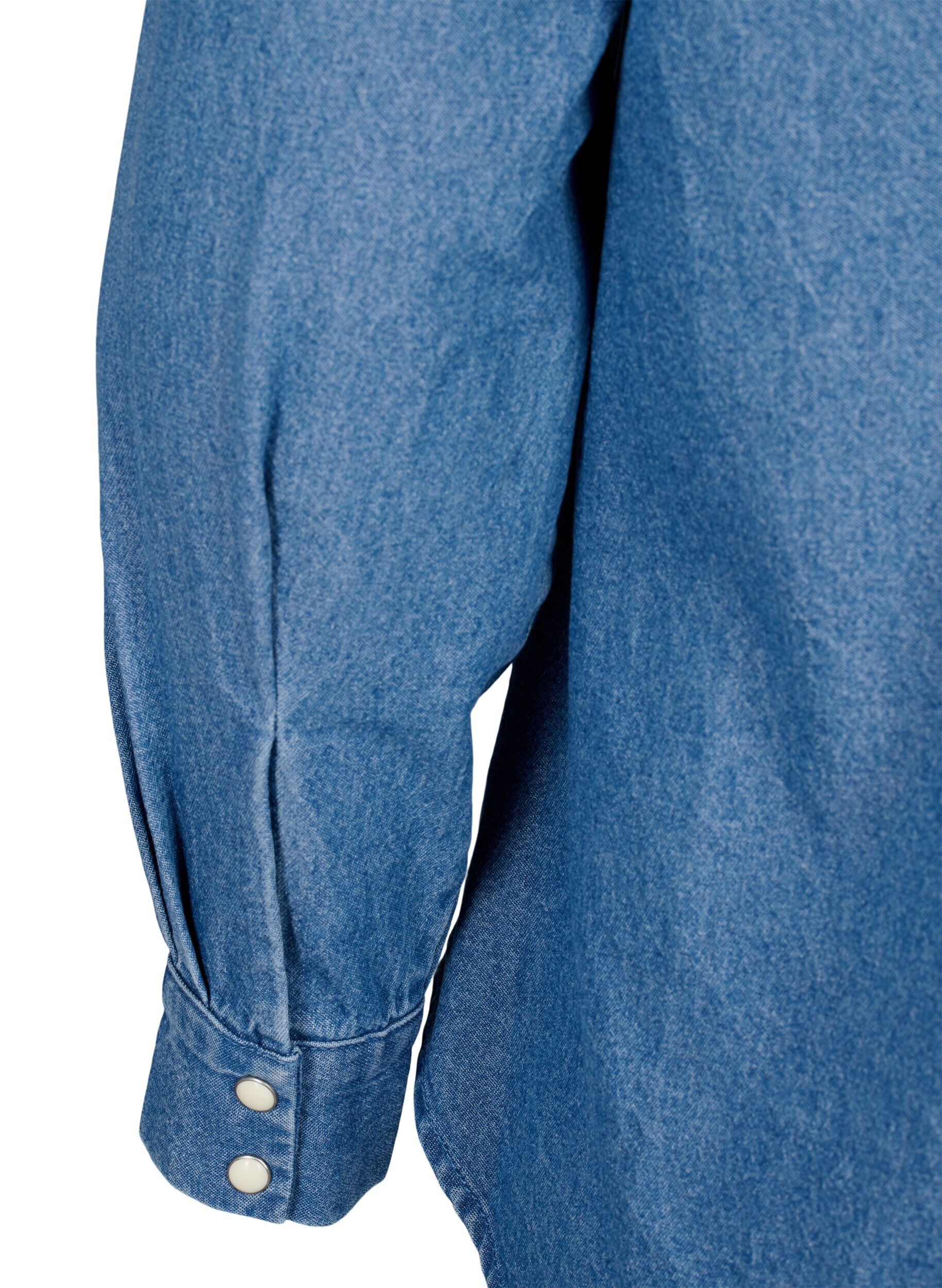 ZizziLang&auml;rmeliges Jeanshemd mit Brusttasche, Light Blue Denim, Packshot image number 4