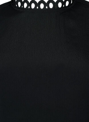 Viskosebluse mit crochet Ärmeln, Black, Packshot image number 2