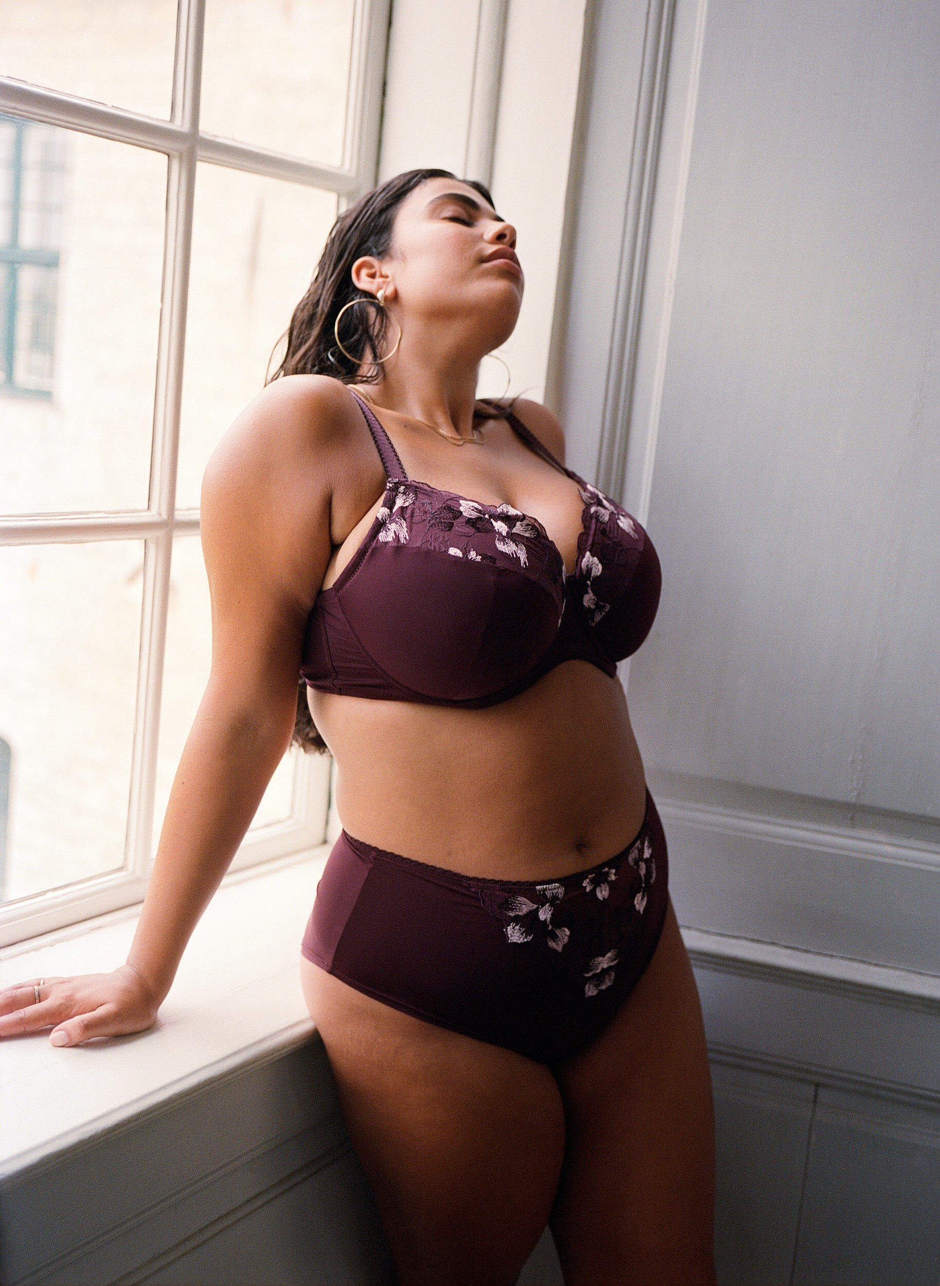 ZizziMikrofaser-Panty mit floralen Stickereien, Dunkles Bordeaux, Image image number 0