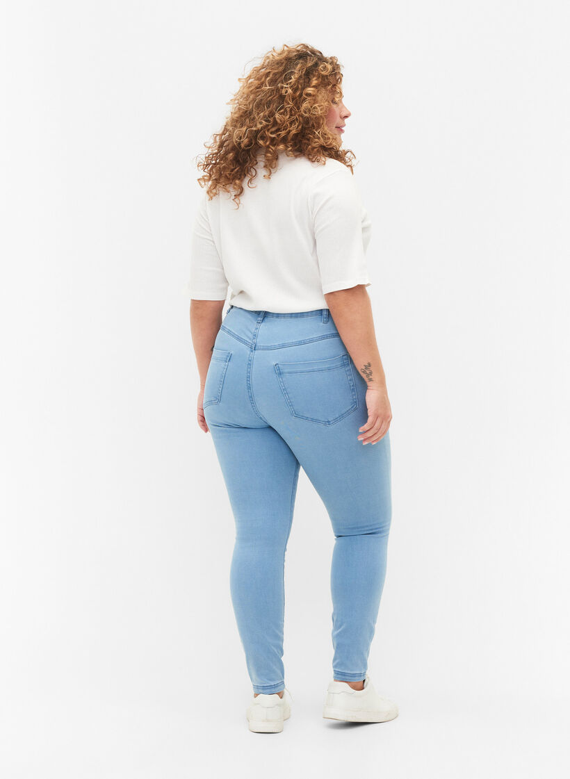 Super Slim Amy Jeans mit hoher Taille, Ex Lt Blue, Model image number 1