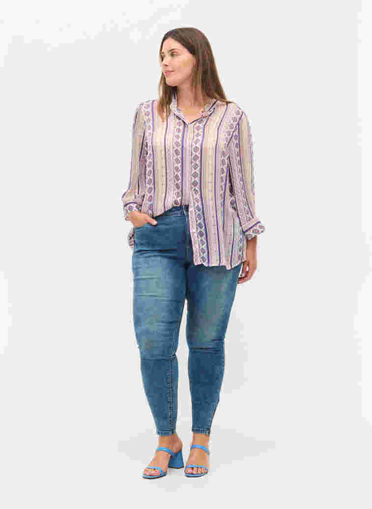 Cropped Amy Jeans mit Reißverschluss, Blue denim, Model image number 0