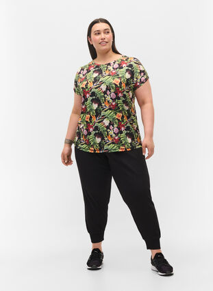 Kurzarm Trainings-T-Shirt mit Print, Palm Flower AOP, Model image number 2