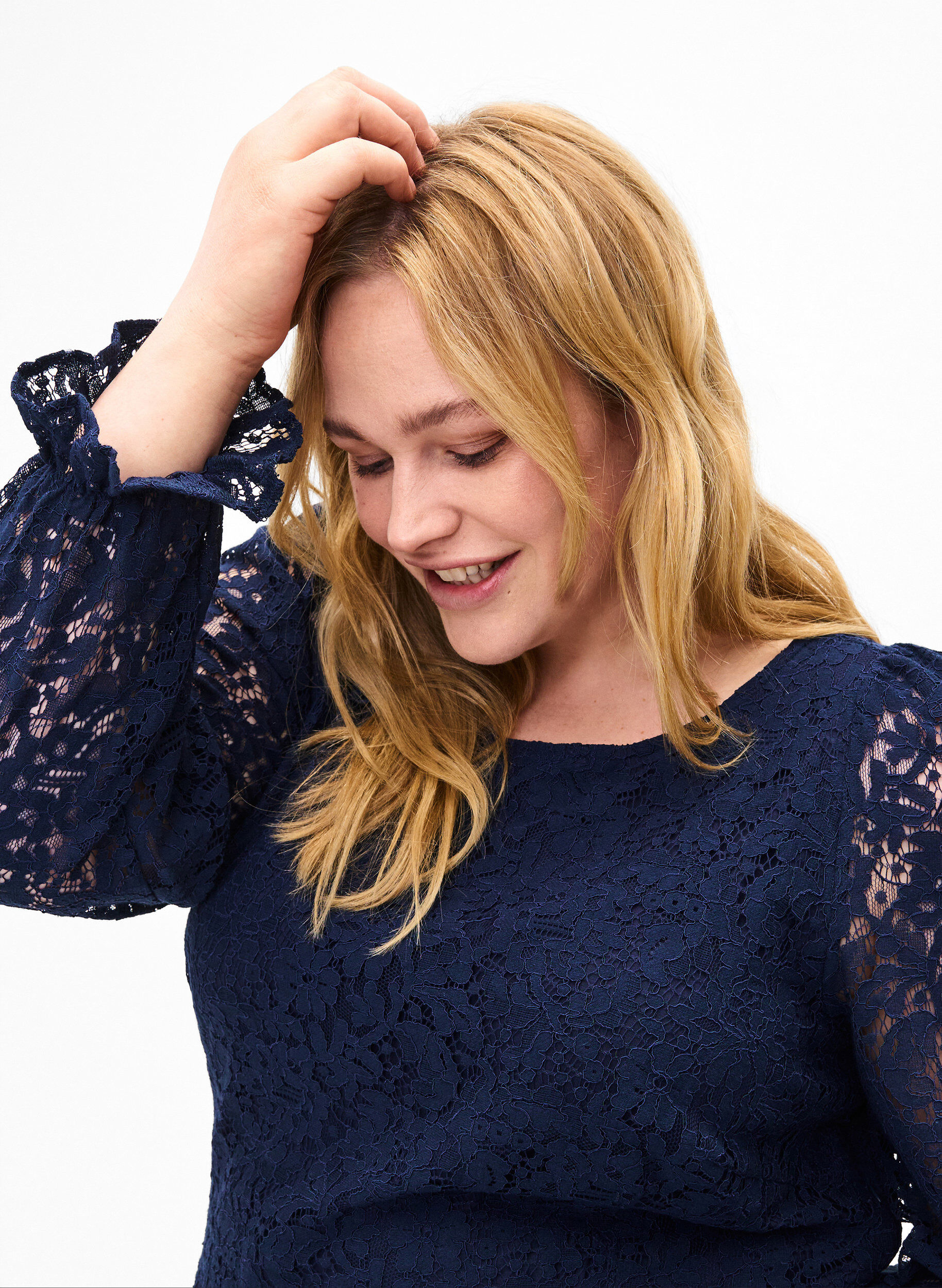 Zizzi Spitzenbluse mit langen &Auml;rmeln, Navy Blazer, Model image number 2