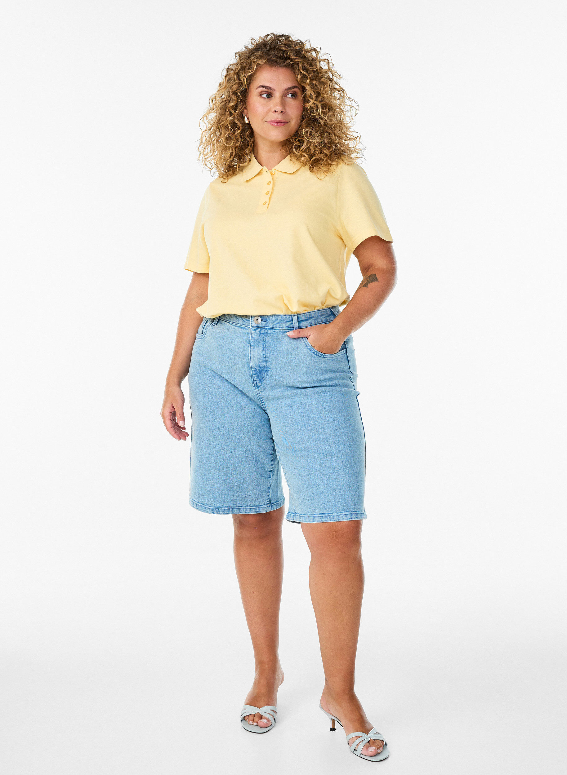 ZizziPoloshirt mit kurzen &Auml;rmeln, Gelb, Model image number 1