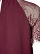 Bluse mit kurzen &Auml;rmeln aus Spitze und hohem Kragen, Rot, Packshot image number 3
