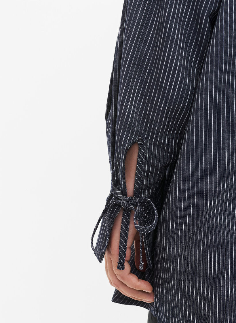 Hemd mit Bindedetail an den &Auml;rmeln, Navy Stripe, Model image number 2