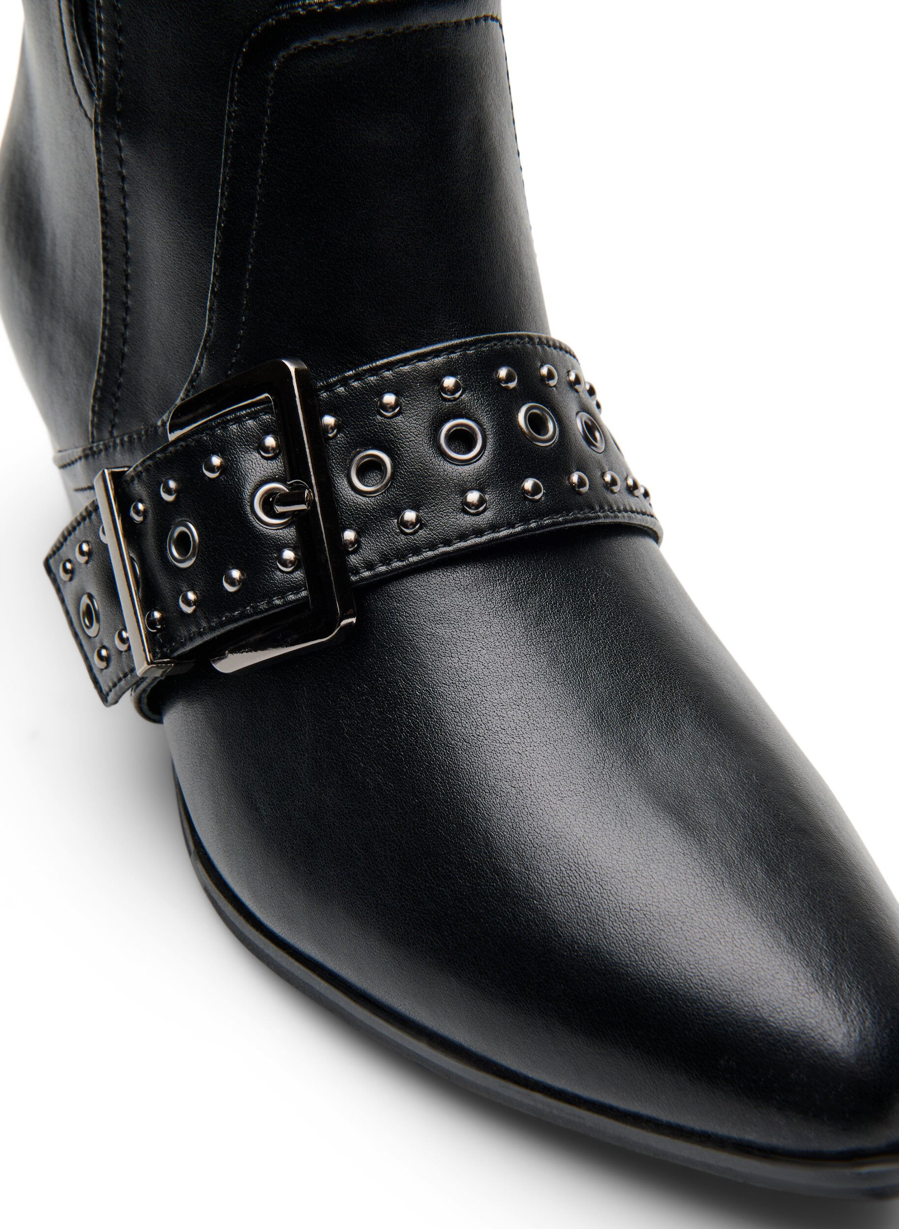 ZizziKn&ouml;chelstiefel aus Leder mit Riemen und Nieten, Schwarz, Packshot image number 3
