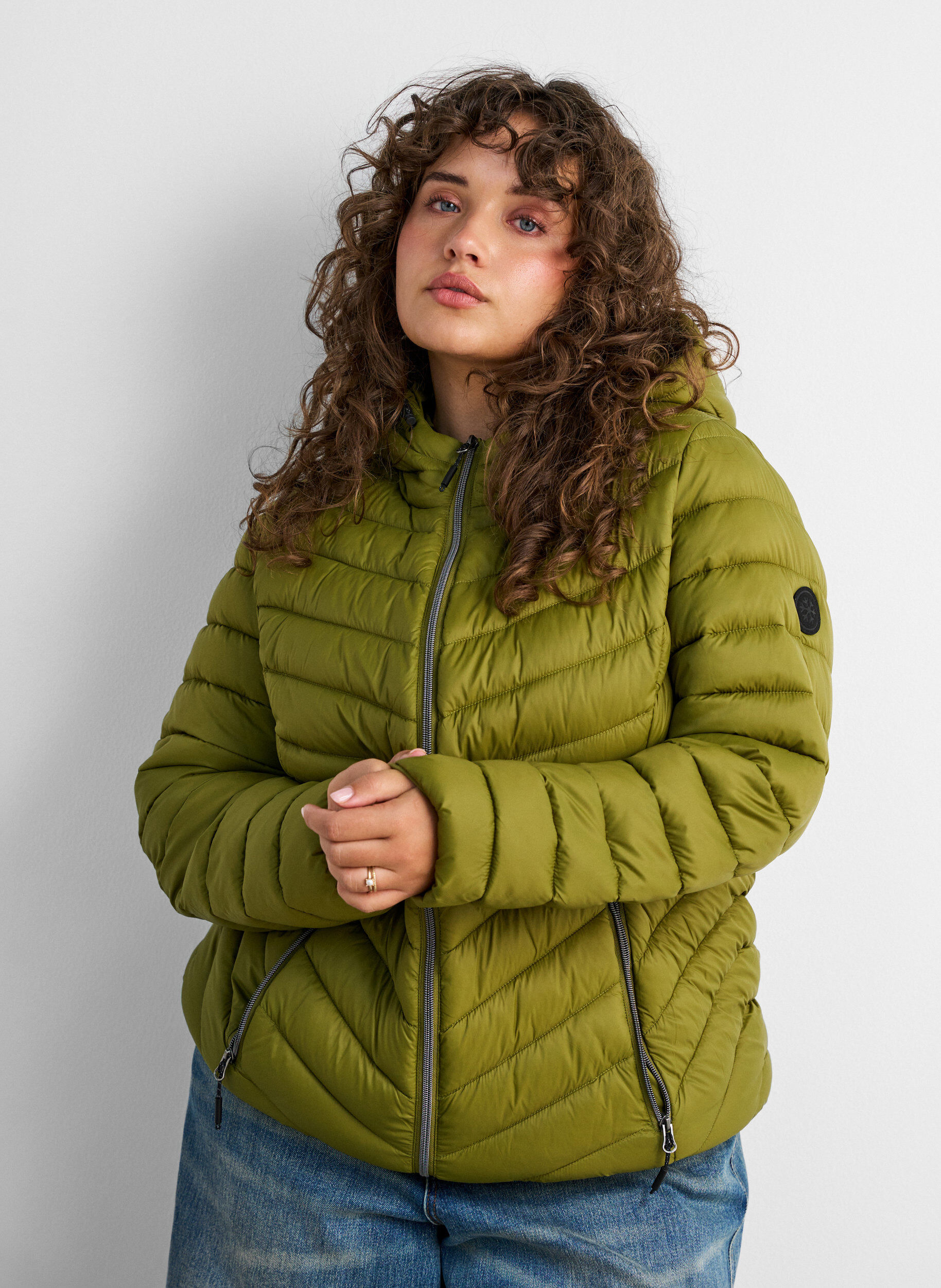 ZizziLeichte Kapuzenjacke, Gr&uuml;n, Model image number 0