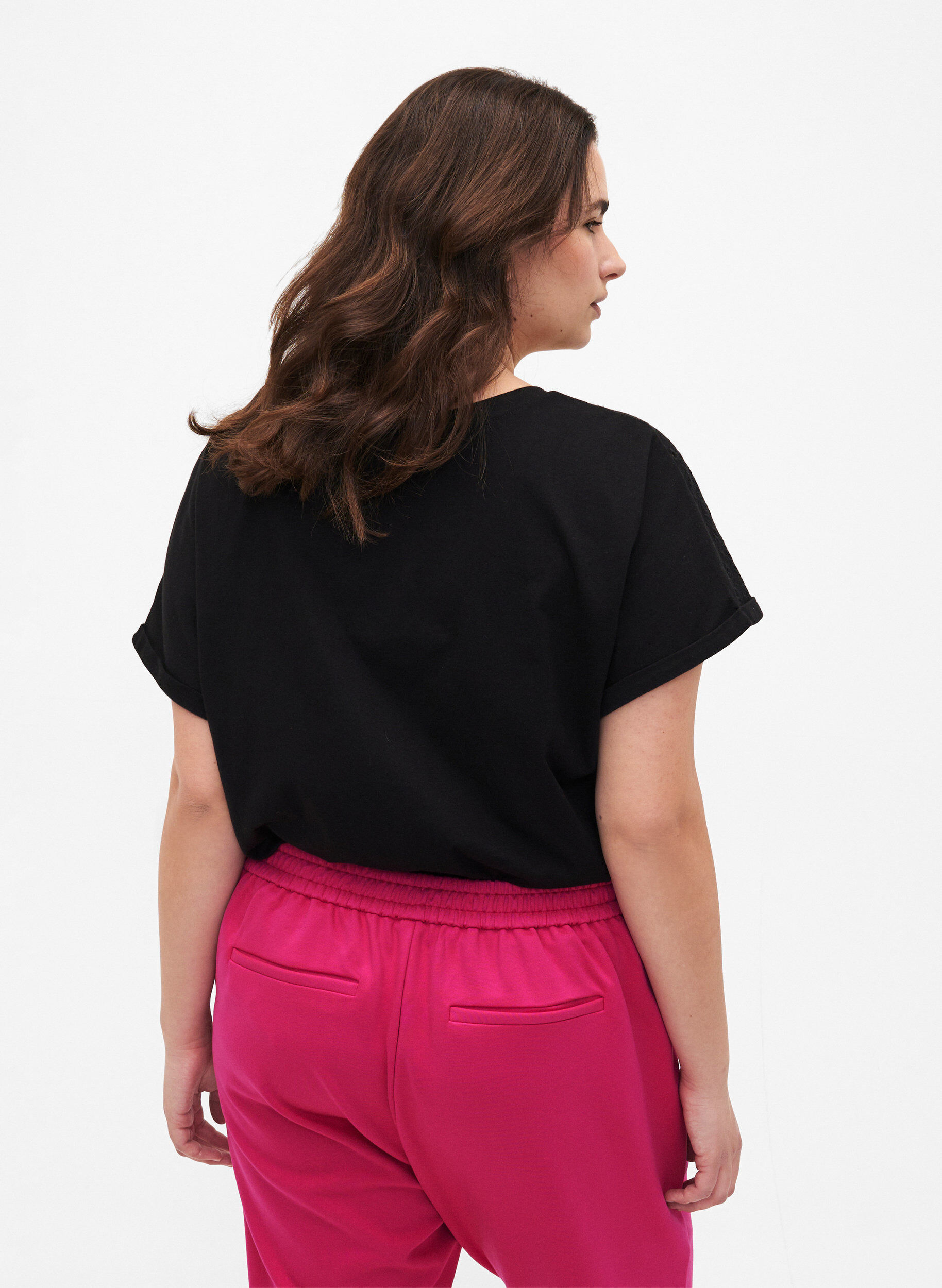 ZizziT-Shirt aus Bio-Baumwolle mit Lochstickerei, Black, Model image number 1