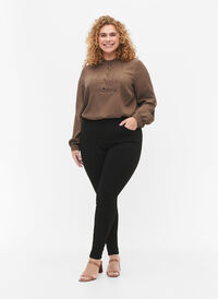 Stay Black Amy Jeans mit hoher Taille, Black, Model