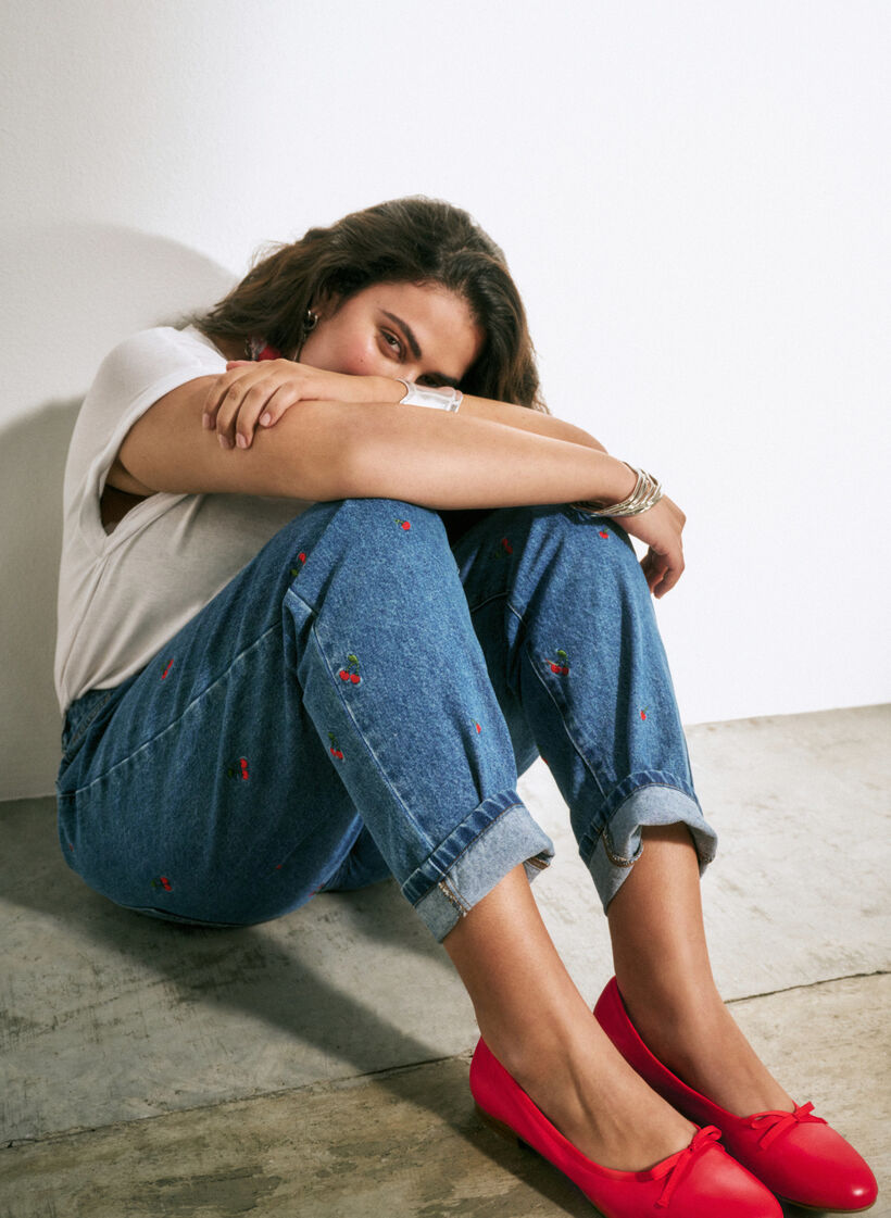 Mille Mom Fit Jeans mit Stickerei, Blau, Image image number 1