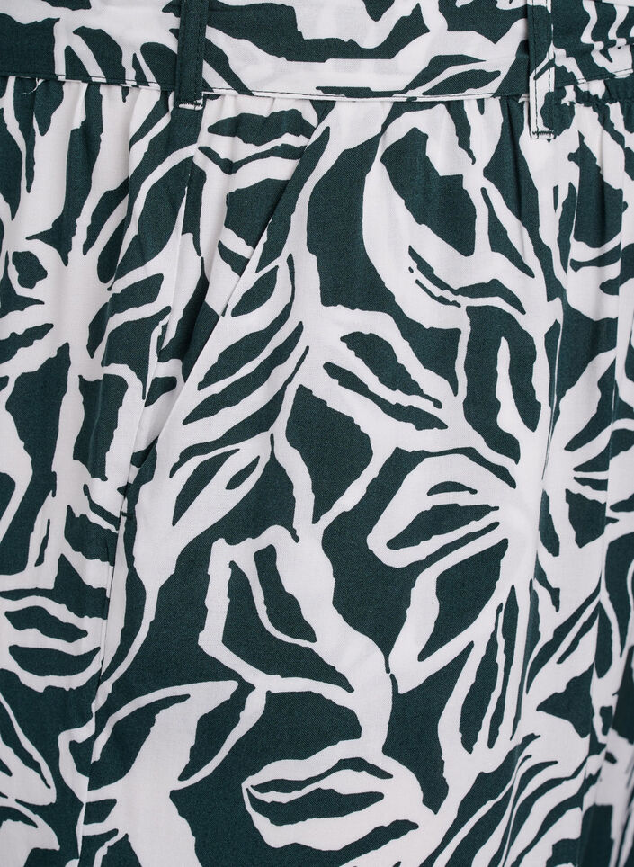 Hoch taillierte Hose aus Viskose, Gr&uuml;n, Packshot image number 2