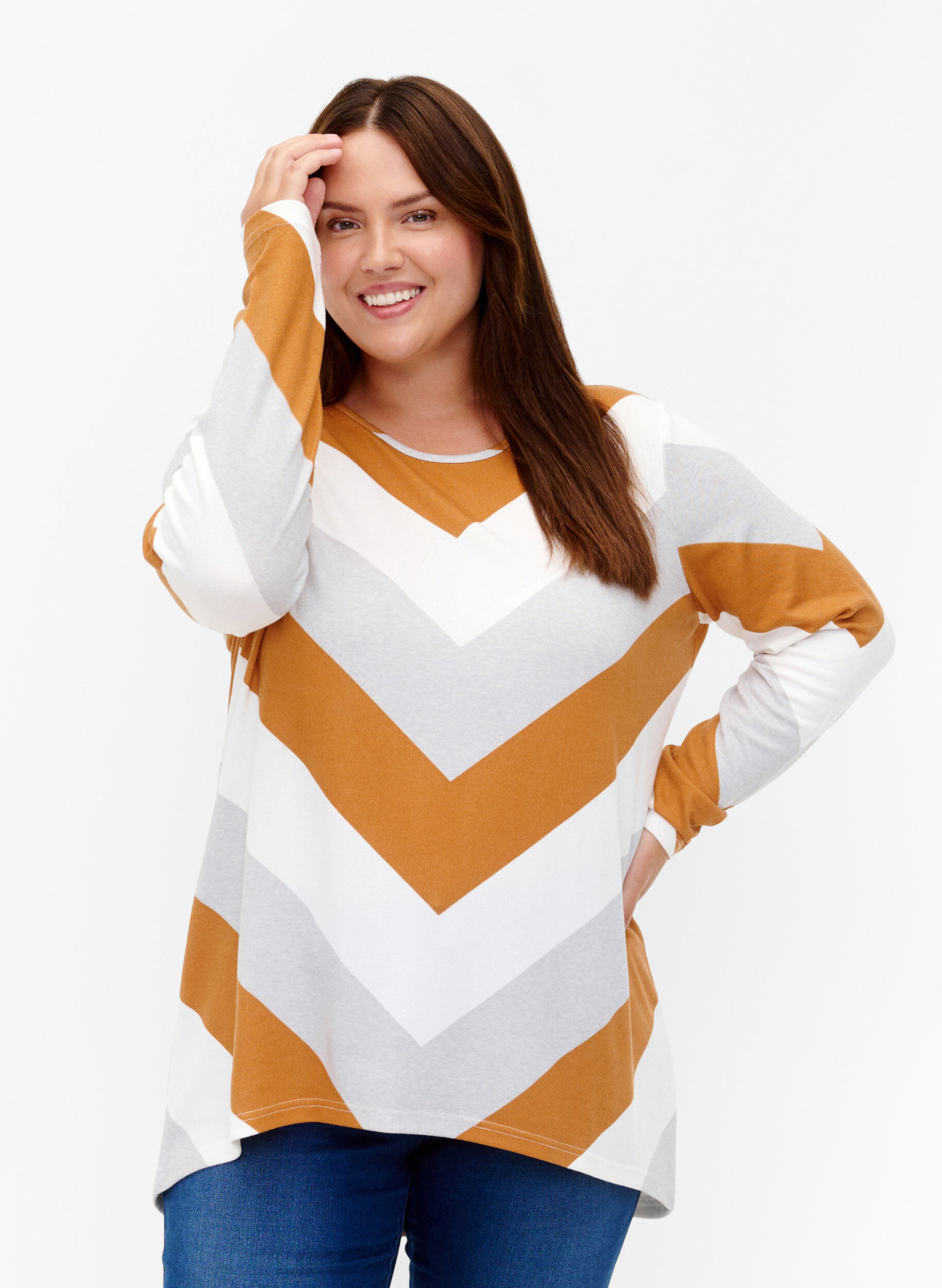 ZizziGemusterte Bluse mit langen &Auml;rmeln, Beige Zig Zag, Model image number 0