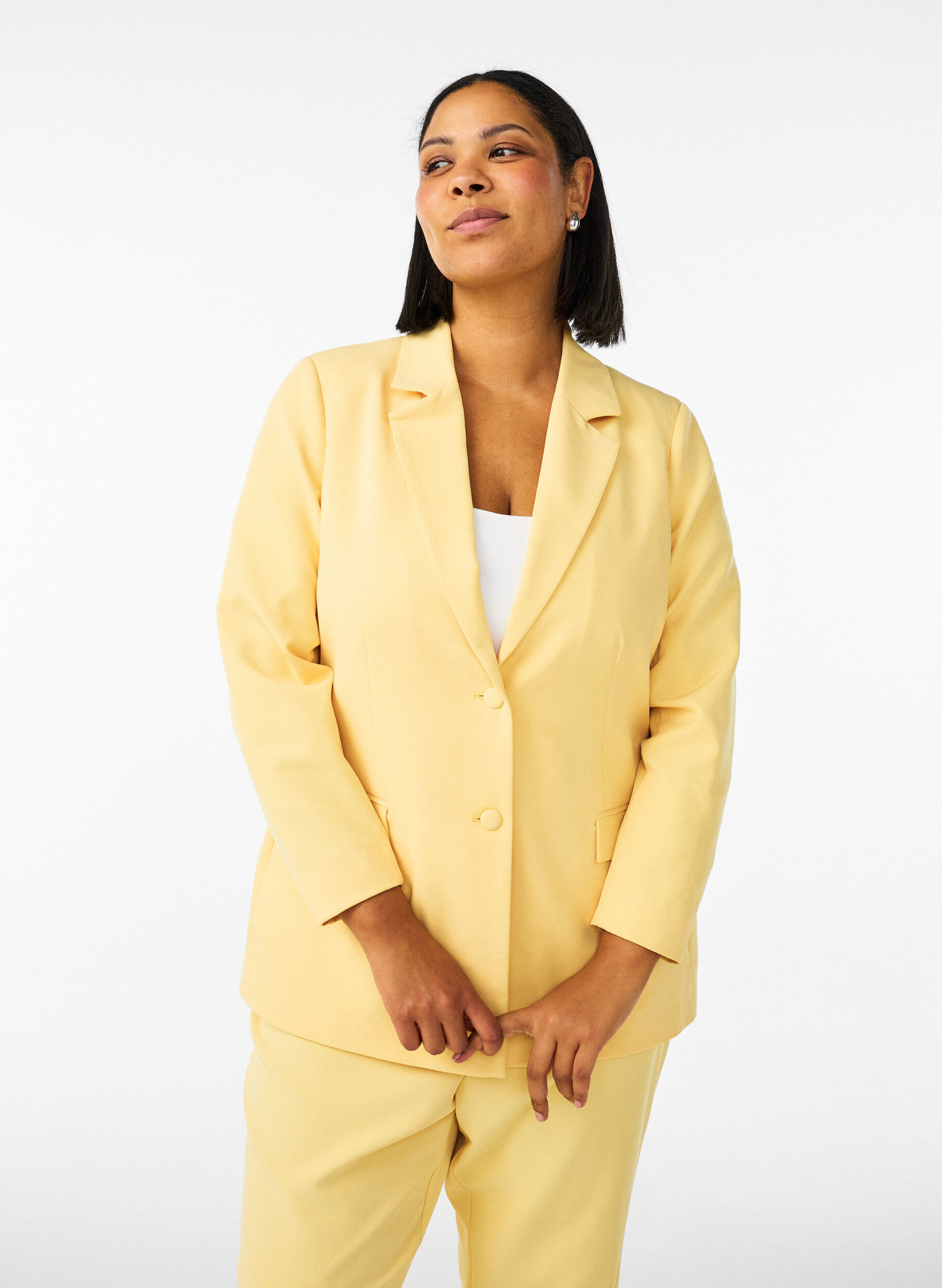 ZizziKlassischer Blazer mit Knopfverschluss, Gelb, Model image number 0