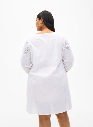 Kleid aus einer Baumwollmischung mit Leinen und Häkeldetails, Bright White, Model image number 1