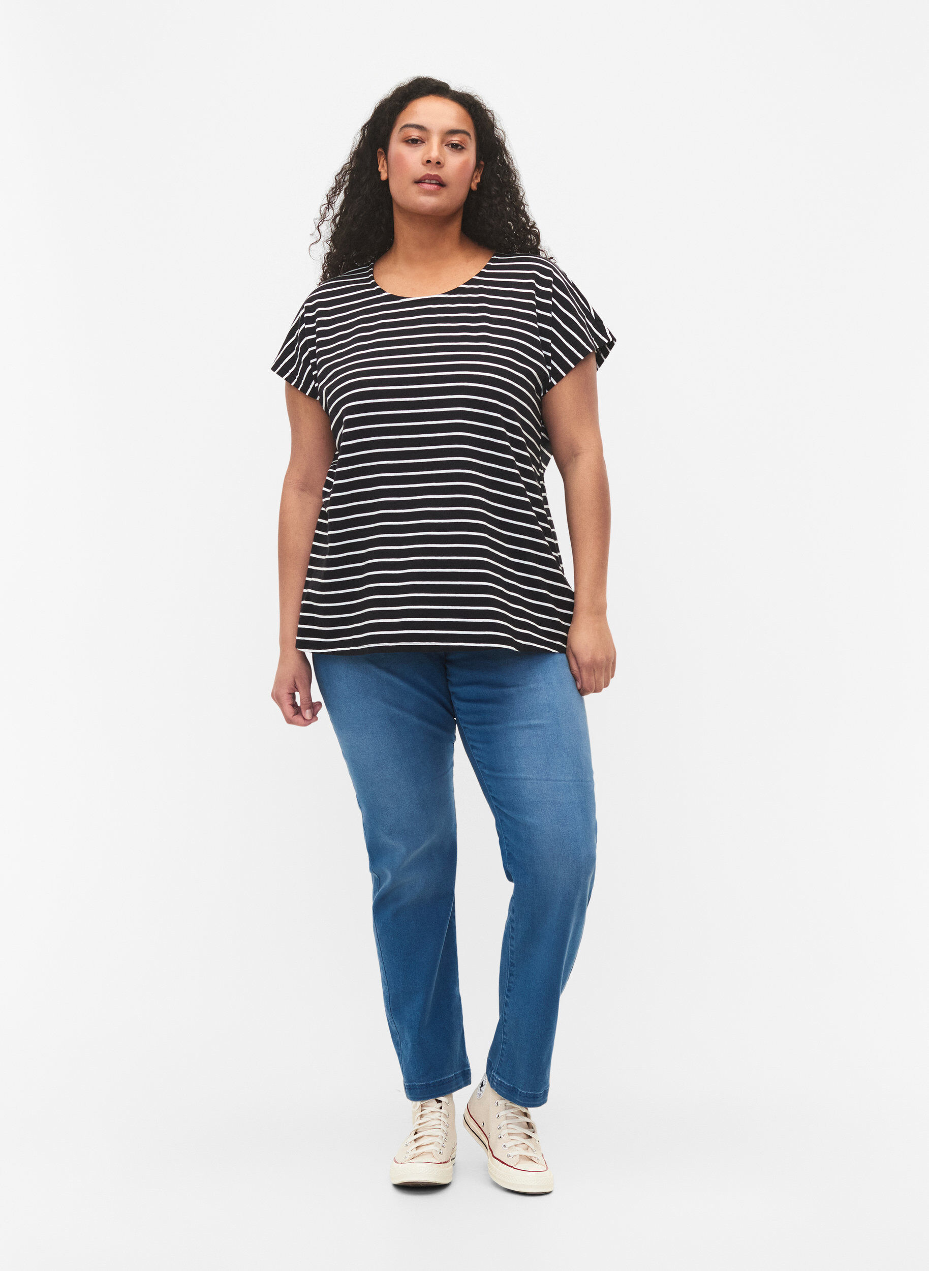 ZizziT-Shirt aus Baumwolle mit Streifen, Black W. Stripe, Model image number 2