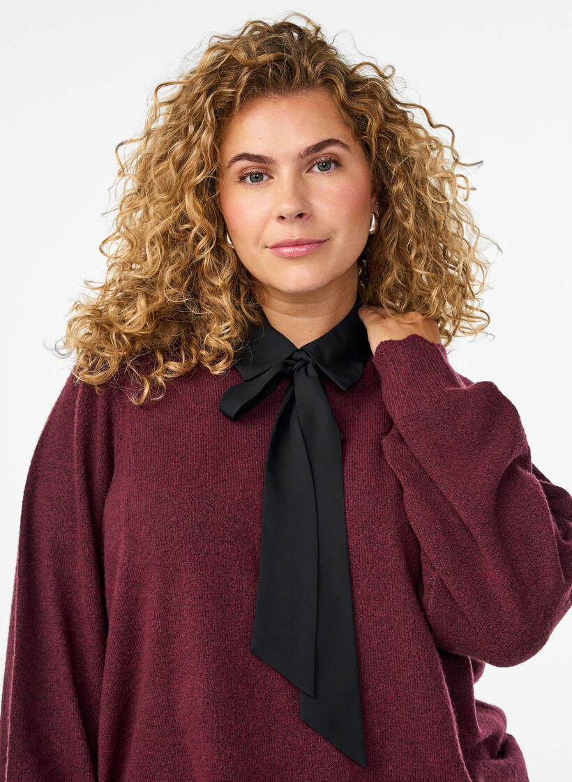 Krageneinsatz mit abnehmbarer Krawatte, Schwarz, Model image number 0