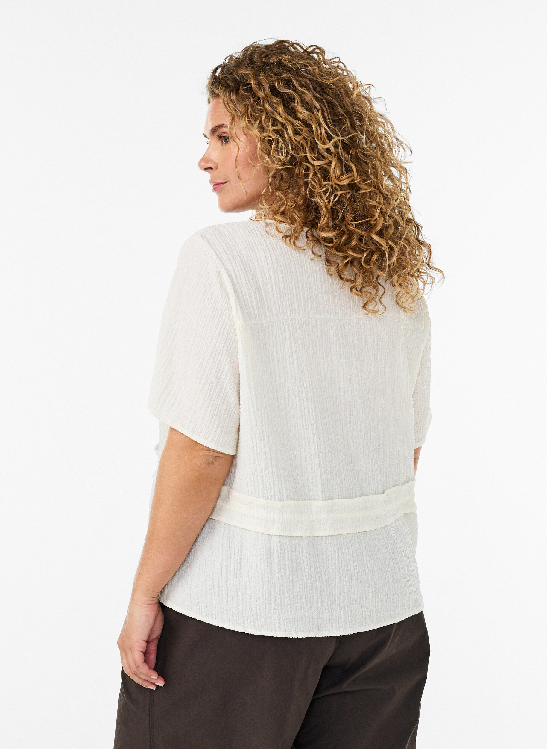 ZizziBluse mit Struktur und Taillenbindung, Vanille, Model image number 2