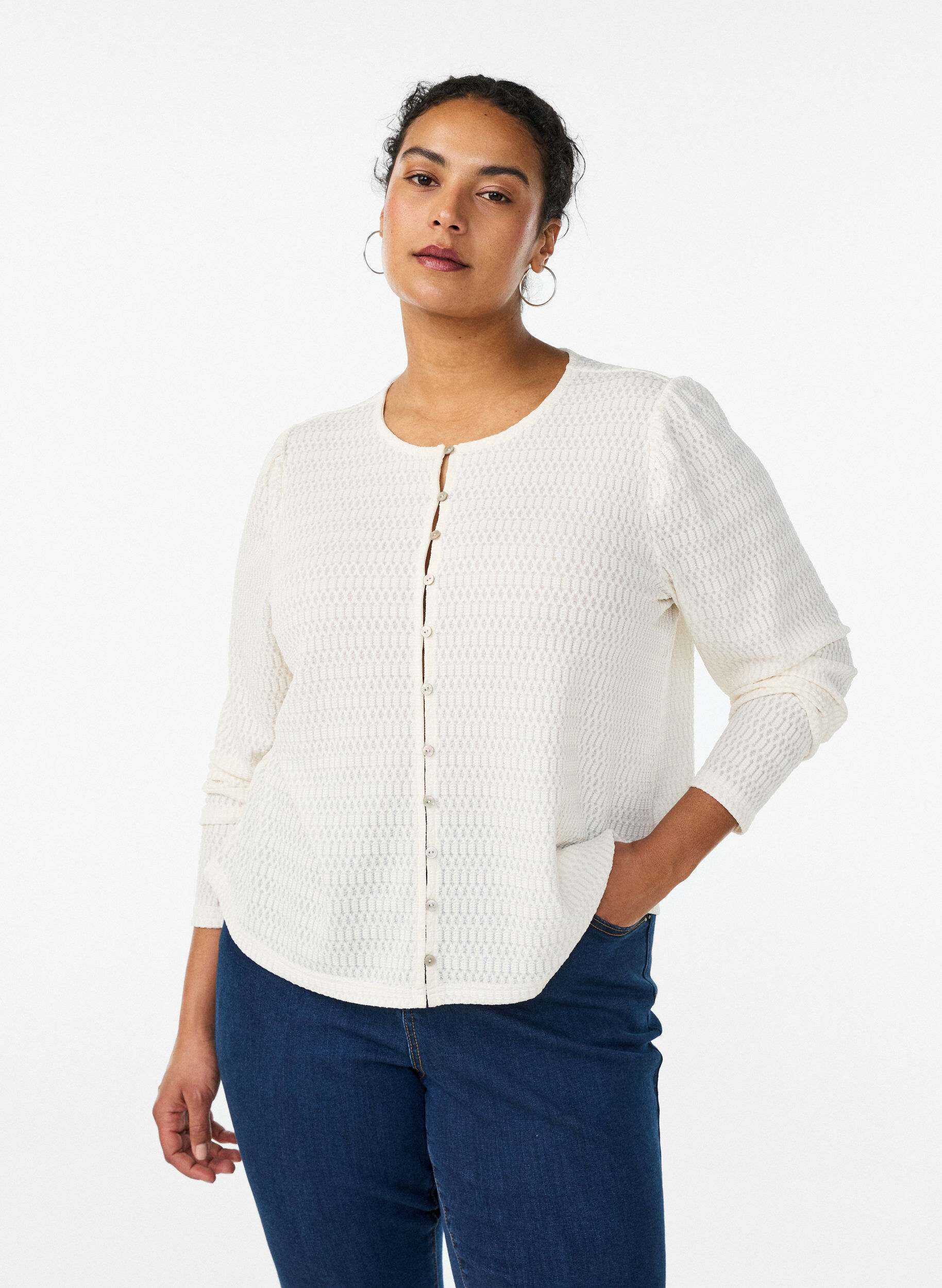 Bluse mit Strukturmuster und Knopfverschluss, Vanille, Model
