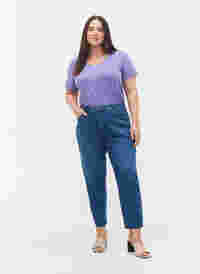 Cropped Mille Mom Fit Jeans, Blue Denim 5, Model