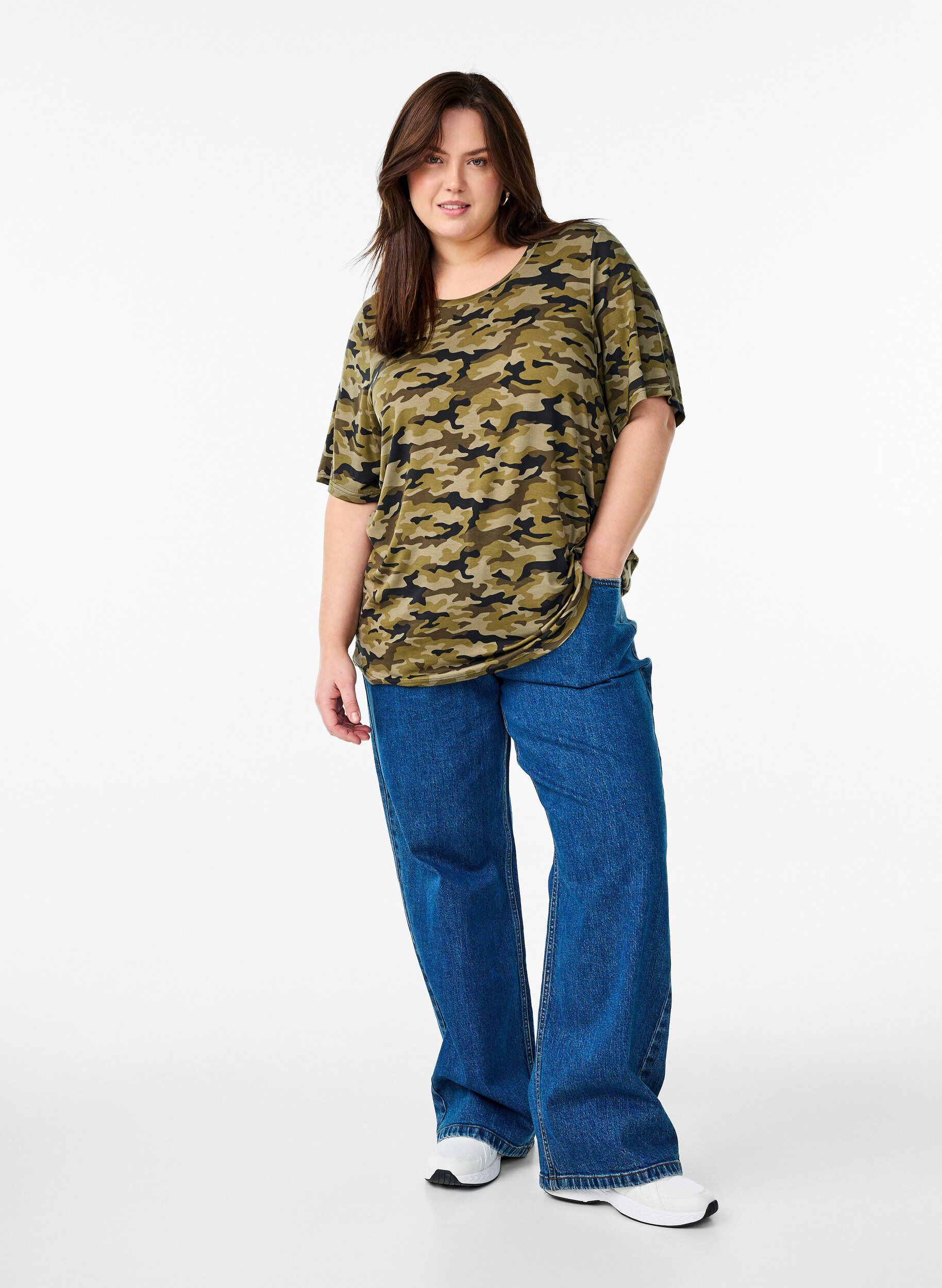 ZizziGestreiftes T-Shirt aus TENCEL&trade; Lyocell, Gr&uuml;n, Model image number 1