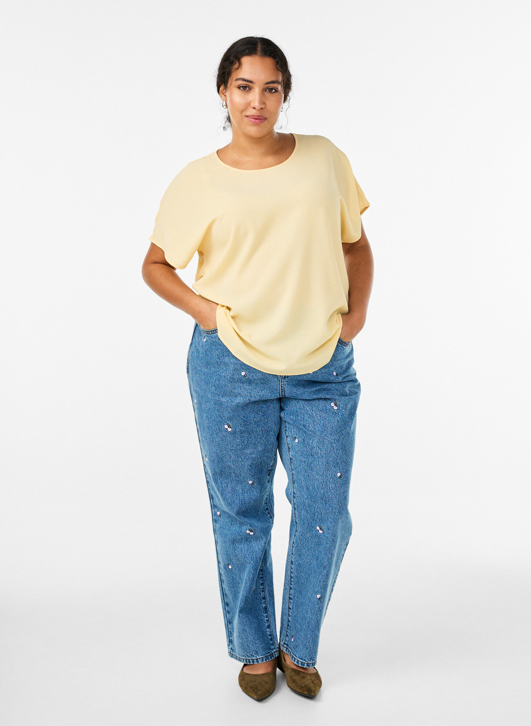 ZizziBluse mit kurzen &Auml;rmeln und Rundhalsausschnitt, Gelb, Model image number 1